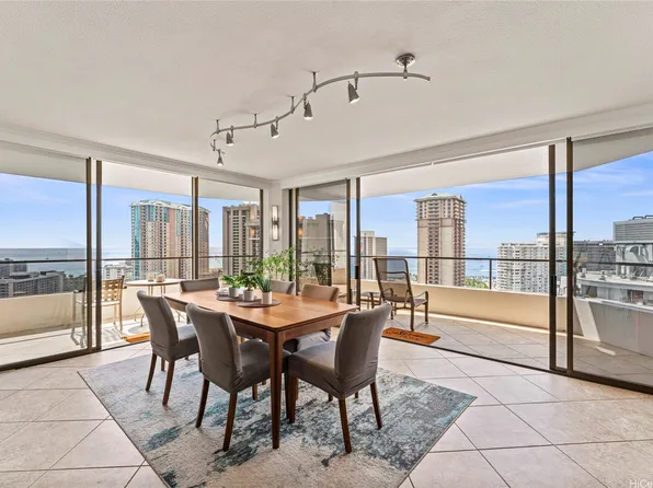 1910 Ala Moana Blvd APT 29A, Honolulu, HI 96815