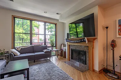 2718 N Wayne Ave #2 — Photo 11
