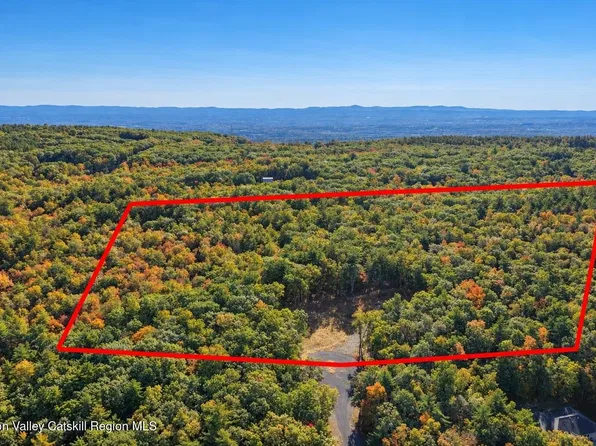 11 Rock Hill Road, Earlton, NY 12058