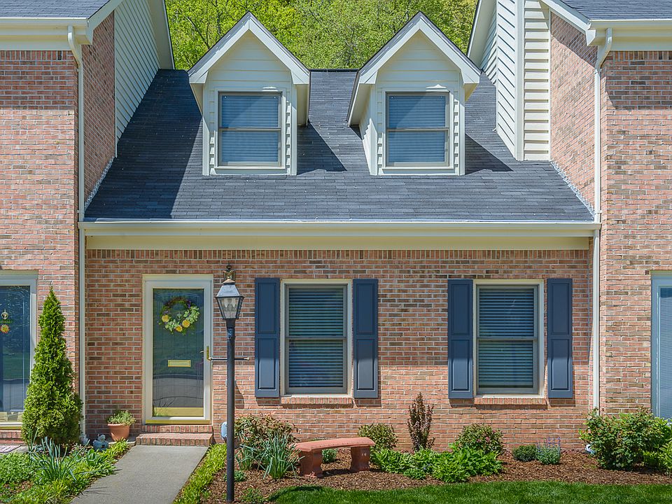 Upscale & Low-Maintenance