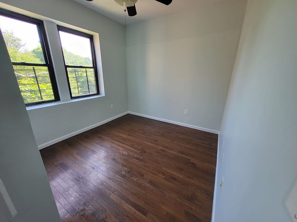 1st image of 74 Lenox Ave APT 201