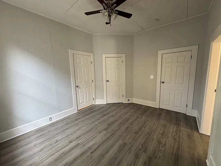 569 Kellogg St — Photo 11