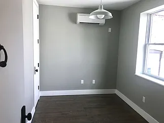 Rented by Lucky Apt Inc