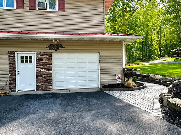 5th image of 206 Winchester Dr