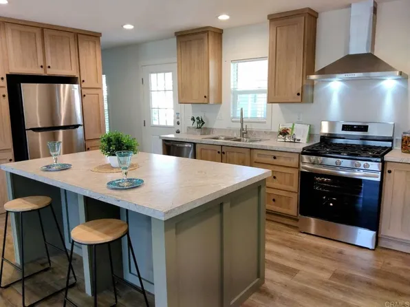 1575 W Valley Pkwy #64, Escondido, CA 92025
