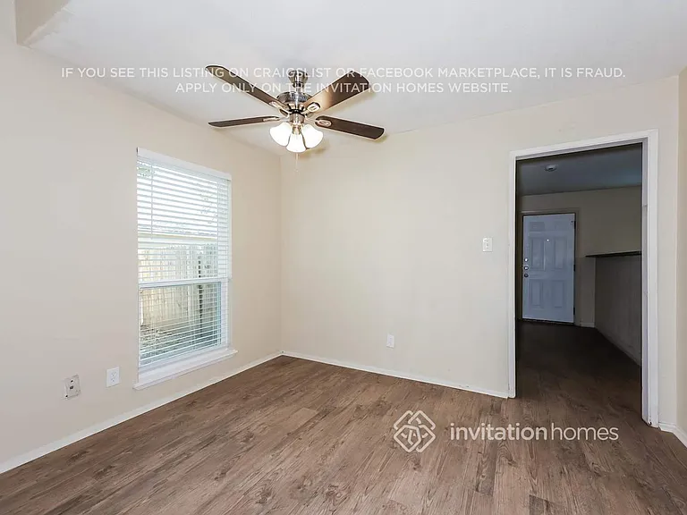 656 Priscilla Ln — Photo 11