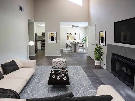2nd image of 2939 Unicornio St #41-H