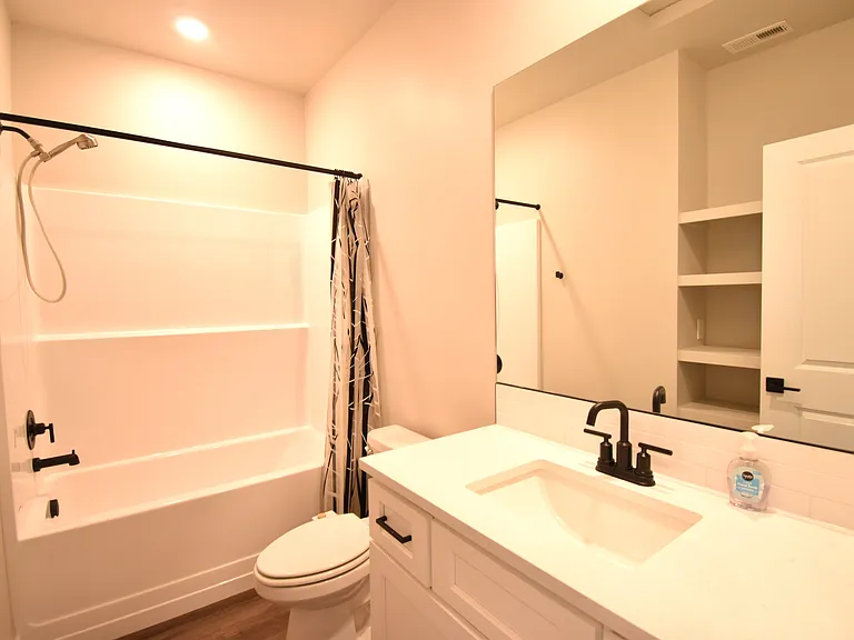 205 S Ripplerock Ln — Photo 14