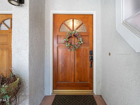 5th image of 3063 E Hillcrest Dr