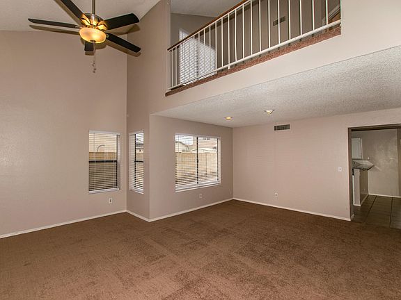 4th image of 2525 N 87th Dr