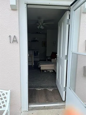 1 bed, 1.0 bath, 465 sqft, $1,100 — Photo 4