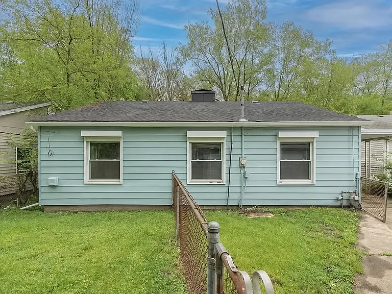 1008 Hovey St #ATK — Photo 15