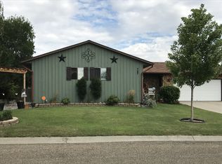 727 Windham Sq, Glendive, MT 59330