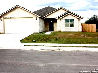 612 Caden, Kenedy, TX 78119