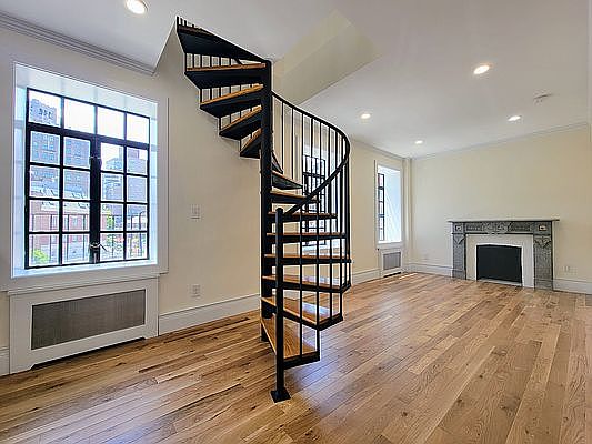 1st image of 183 W 10th St #X