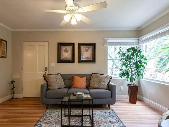 4th image of 2646-2650 Juan St #2