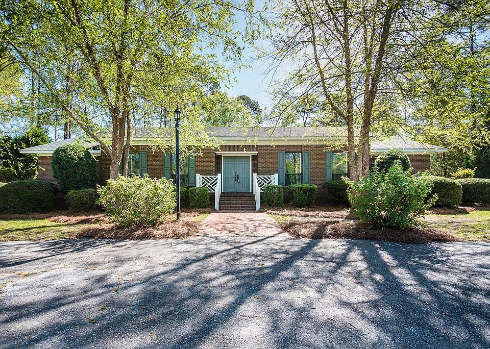 1st image of 3887 Glen Meade Dr