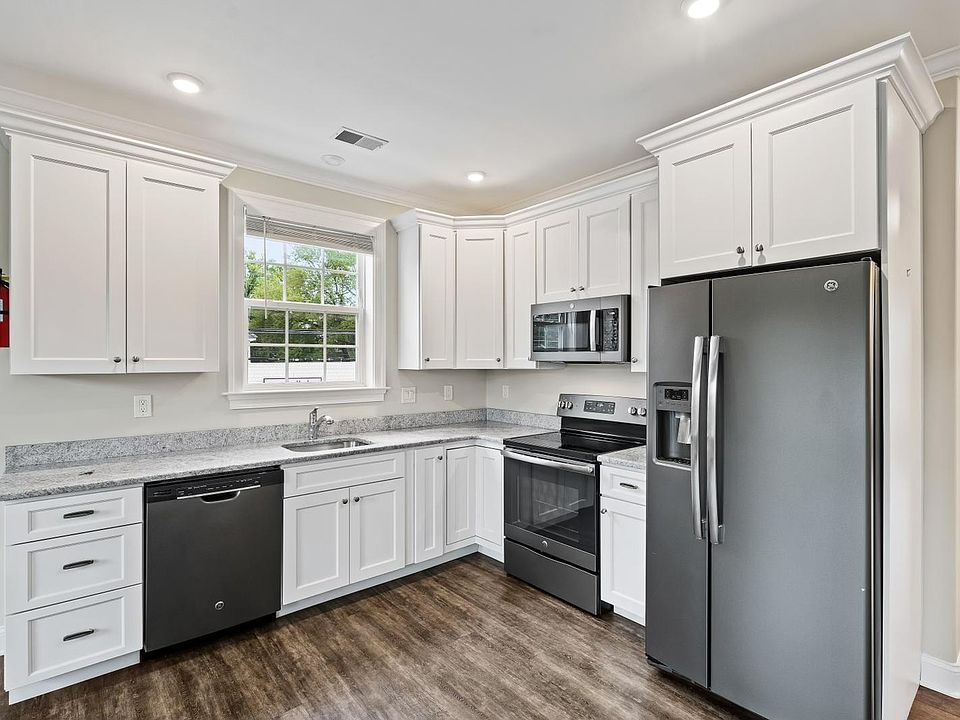 2 Bedroom Layout