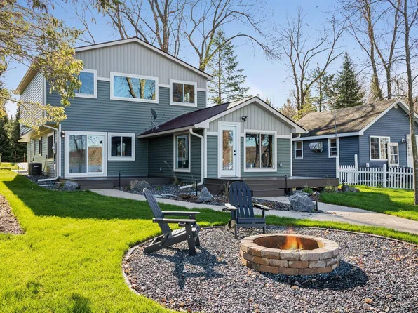 765 Horse Lake Ln, Dresser, WI 54009