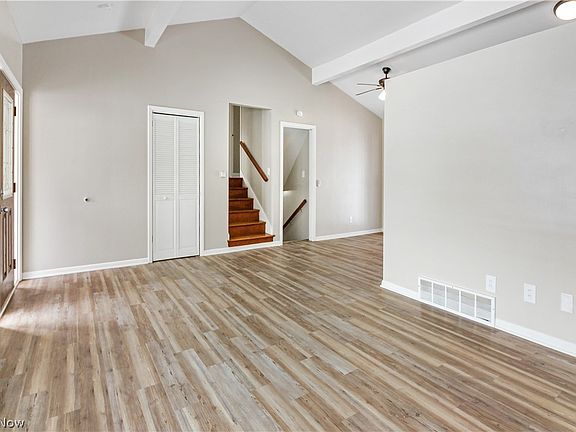 4th image of 6304 Meadowbrook Dr