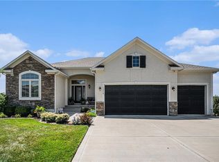 1216 Cothran Ct, Raymore, MO 64083