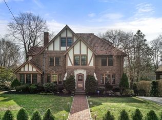 185 Valentine St, Newton, MA 02465