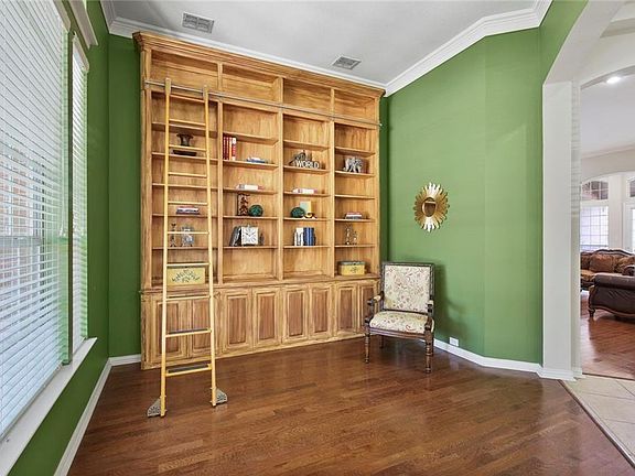 4th image of this home