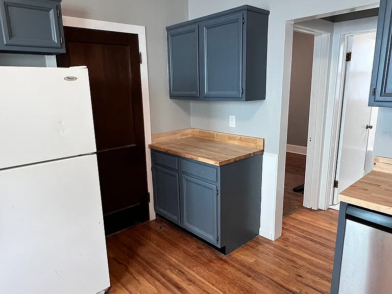 9 Dewey Ave #1 — Photo 2
