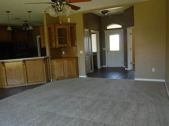 2nd image of 1213 Hershel Dr