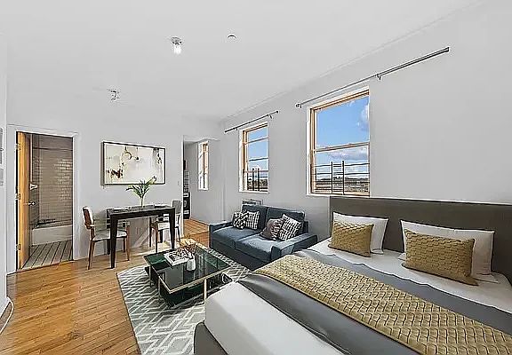 3rd image of 657 Meeker Ave APT 2B