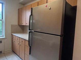 72-10 112th St APT 2G, Forest Hills, NY 11375