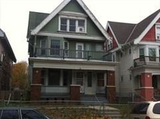 2445 N 39th St, Milwaukee, WI 53210