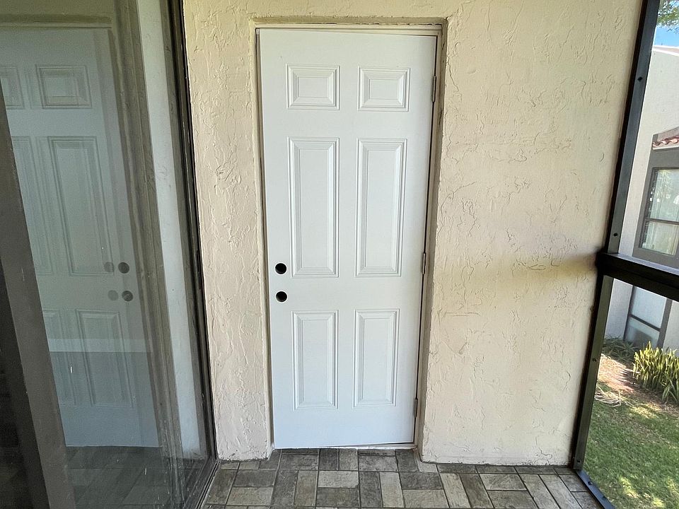 1st image of 412 Laurel Cove Way #412