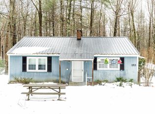 253 Yarmouth Rd, Gray, ME 04039