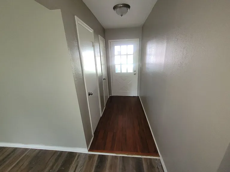 4904 NW 29th St — Photo 30