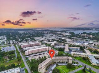 5725 80th St N UNIT 210, Saint Petersburg, FL 33709