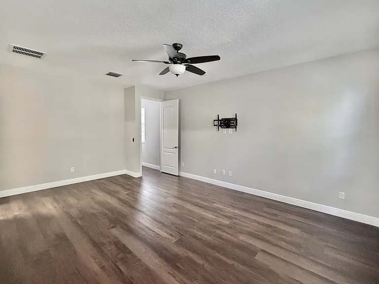 123 N K St #B — Photo 17
