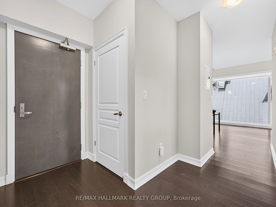 1st image of 238 Besserer St #517