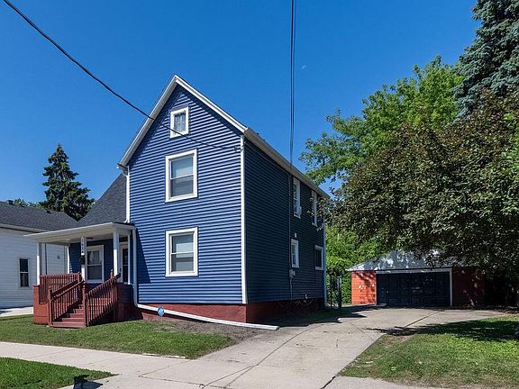 2nd image of 1614 Saint Clair STREET