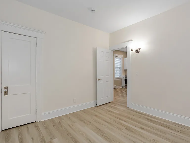 87 Paterson Ave #2 — Photo 23