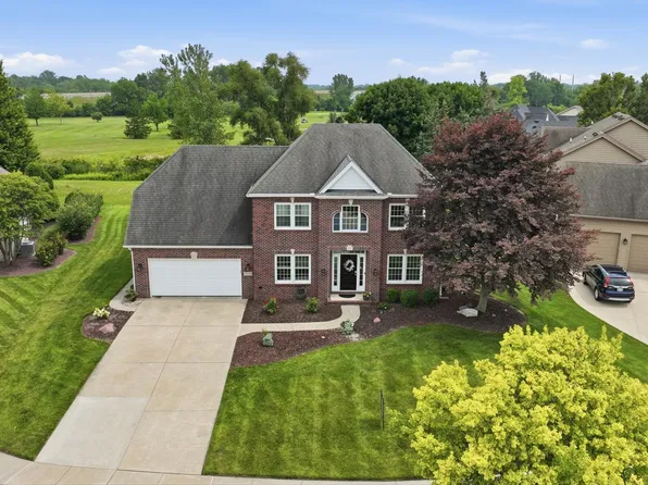 5935 Iron Ct, Waterville, OH 43566