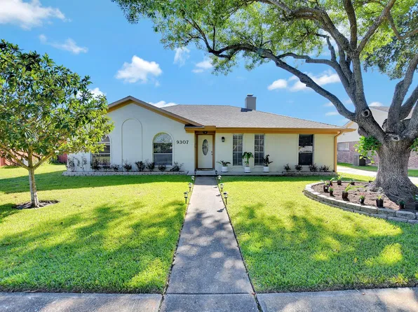 9307 Stroud Dr, Houston, TX 77036