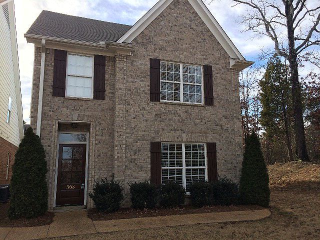 1st image of 303 Daniella Ln