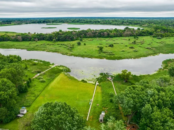 129 E Golden Lake Ln, Circle Pines, MN 55014