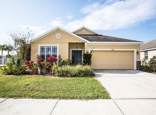 3105 Magnolia Meadows Dr, Plant City, FL 33567