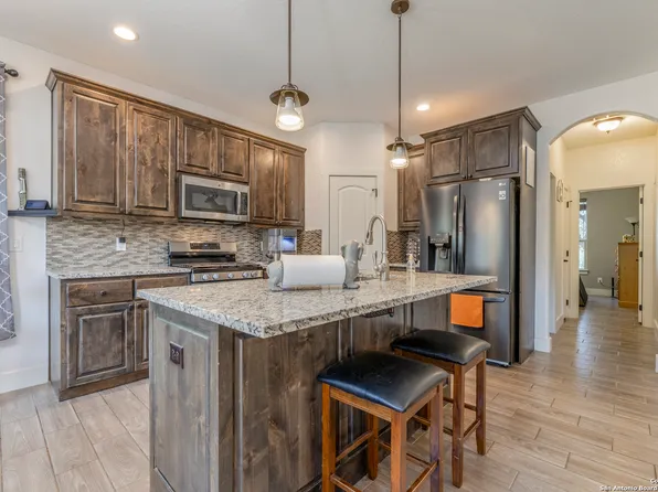 1264 Spicewood Rd, Fischer, TX 78623