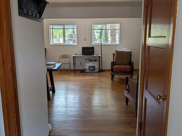 2152 37th St #B — Photo 5