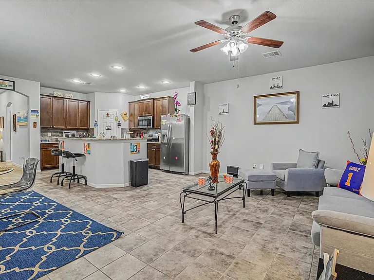16534 Twinwalker Dr — Photo 9