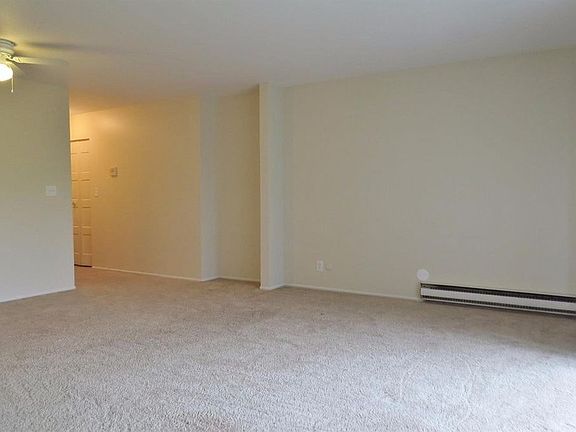 3rd image of 8137 Cedar Point Dr APT E118