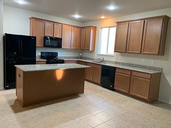 4th image of 2300 Bermont Red Ln